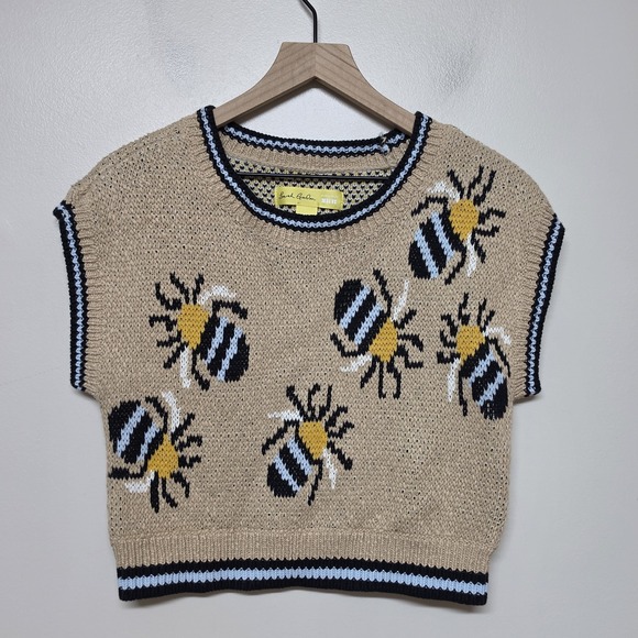 Anthropologie Sweaters - ANTHROPOLOGIE MAEVE SARAH GORDON Sz S Bee Cropped Sweater Vest Top Tan